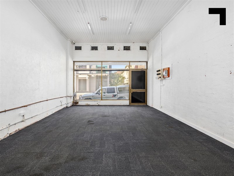 211 Moreland Road, Coburg