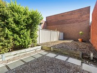 211 Moreland Road, Coburg