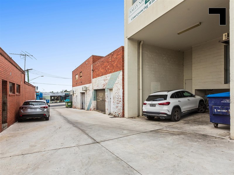 Ground Floor/6 Jackson Court, Doncaster East