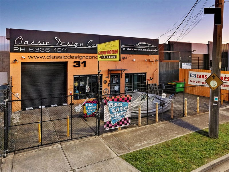 31 Victory Road, Airport West