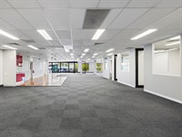 9 Redland Drive, Mitcham