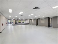 9 Redland Drive, Mitcham