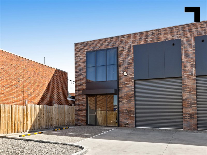 9 Ambrose Avenue, Cheltenham