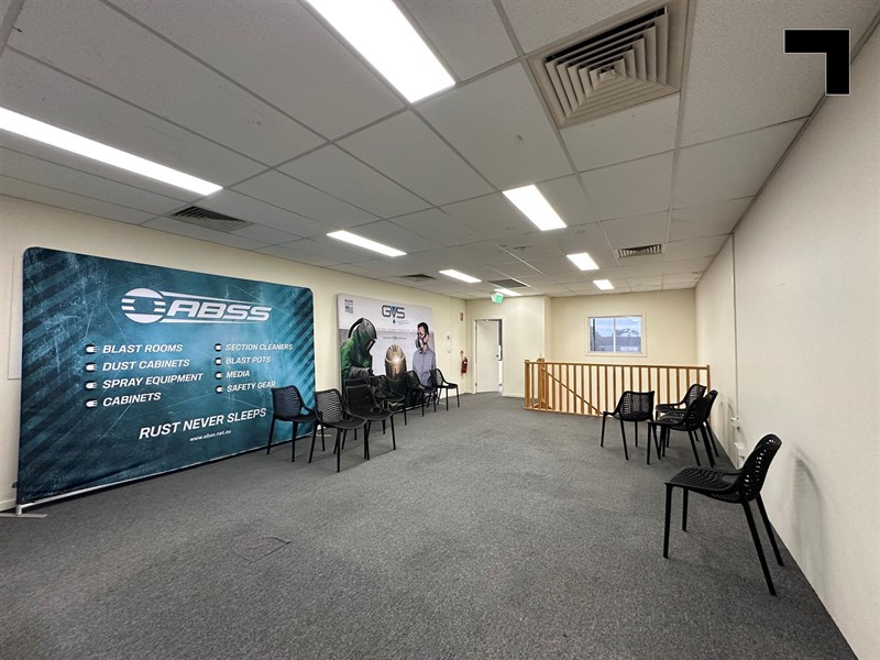 42 Lillee Crescent, Tullamarine