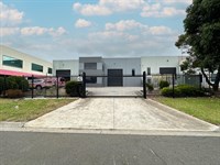 42 Lillee Crescent, Tullamarine
