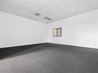 3/84-86 Lambeck Drive, Tullamarine