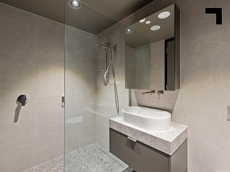 1st Floor/352 South Road, Hampton East