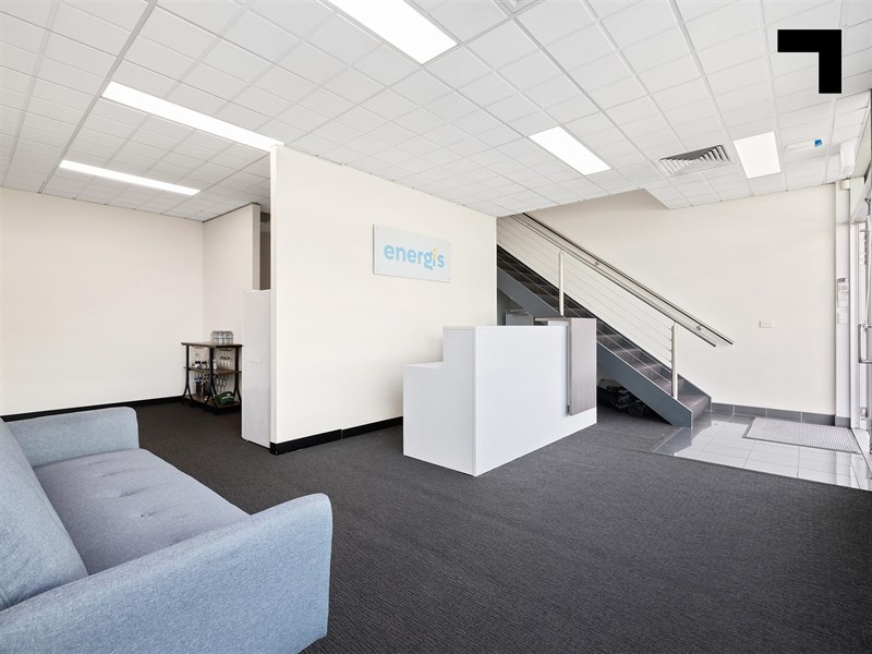 8/3 Westside Avenue, Port Melbourne