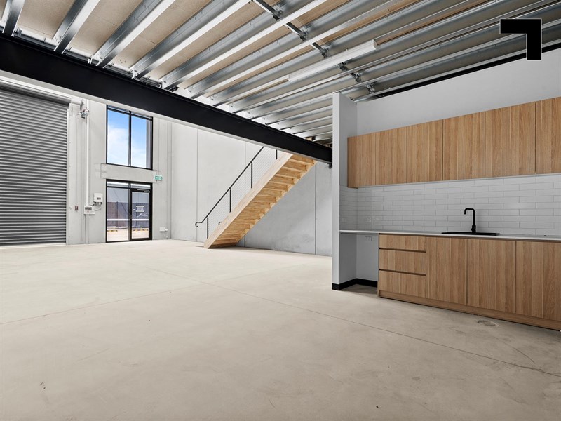 1-24/7-9 Dunlop Road, Hoppers Crossing