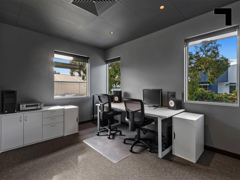 86/21 Hall Street, Port Melbourne