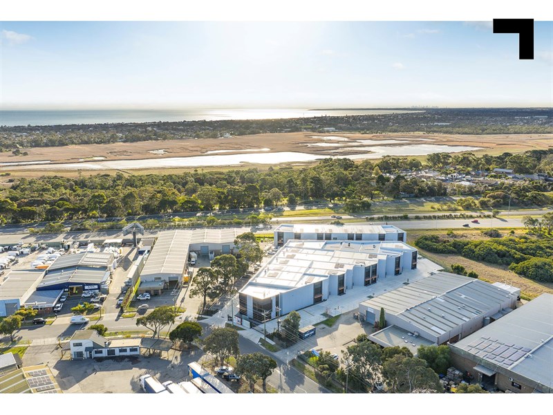 9 Pascal Road, Seaford