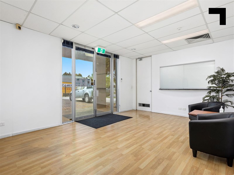14 International Square, Tullamarine