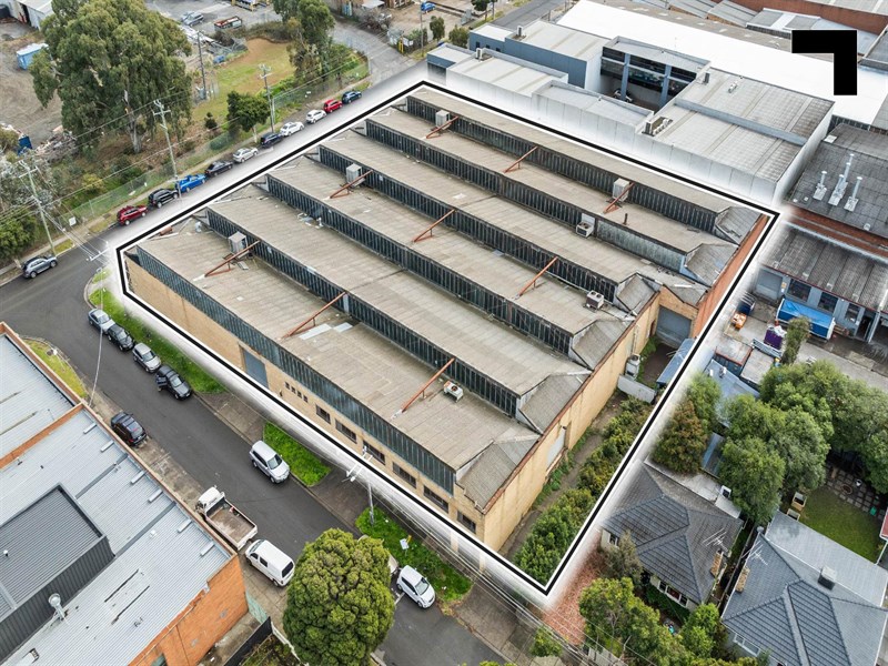 26-32 Plateau Road, Reservoir
