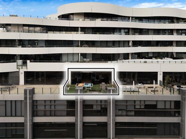 42280 - Suite 304/120 Bay Street, Port Melbourne