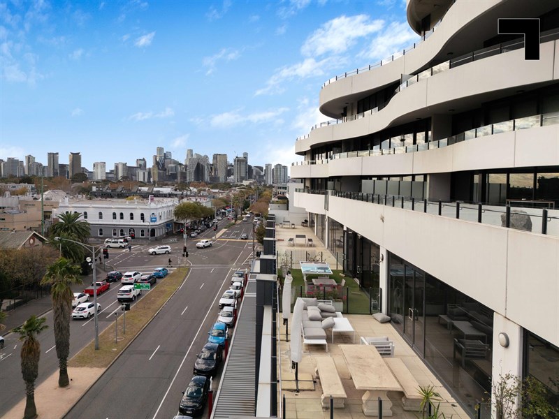 Suite 304/120 Bay Street, Port Melbourne
