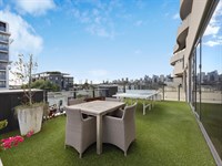 Suite 304/120 Bay Street, Port Melbourne
