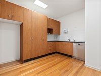 1st Floor, 7/796 High Street, Kew East