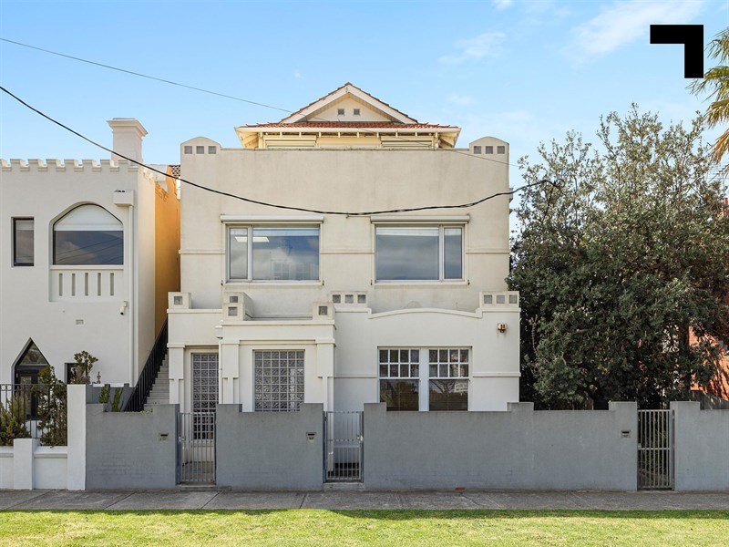4 Marine Parade, St Kilda