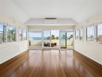 4 Marine Parade, St Kilda