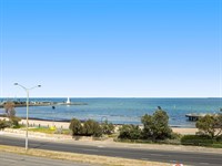 4 Marine Parade, St Kilda