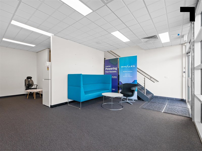 8/3 Westside Avenue, Port Melbourne