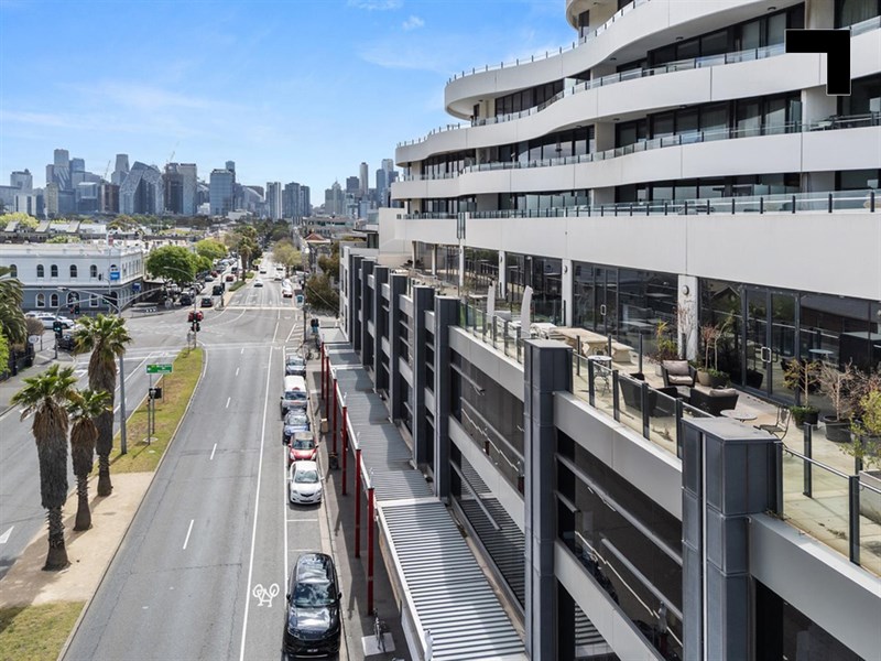 Suite 302/120 Bay Street, Port Melbourne