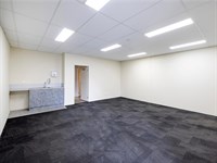 12/1866 Dandenong Road, Clayton