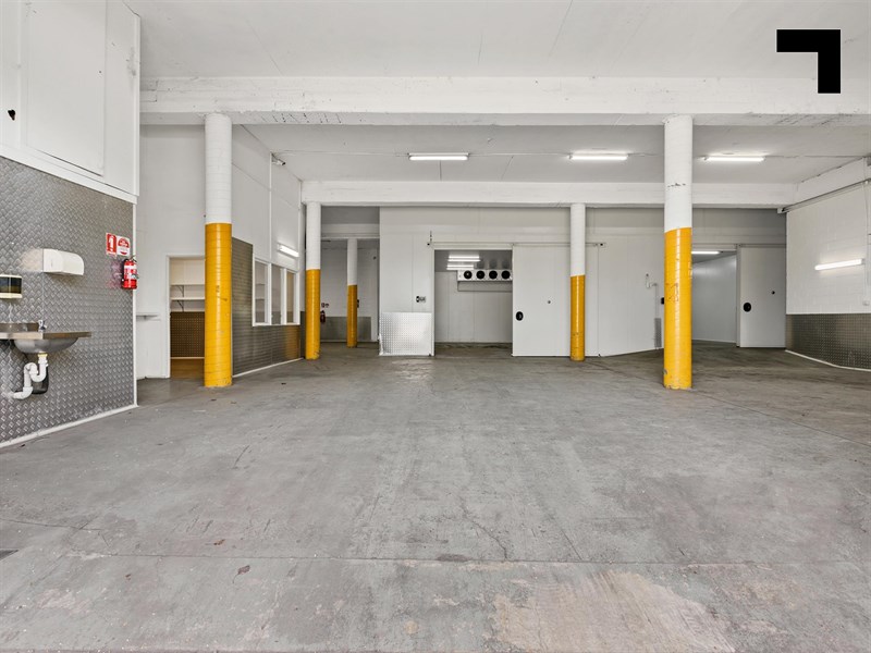 156-158 Cowper Street, Footscray