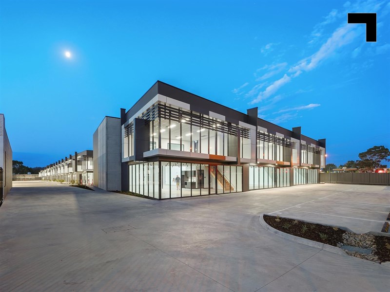 1-3/158 Canterbury Road, Bayswater North