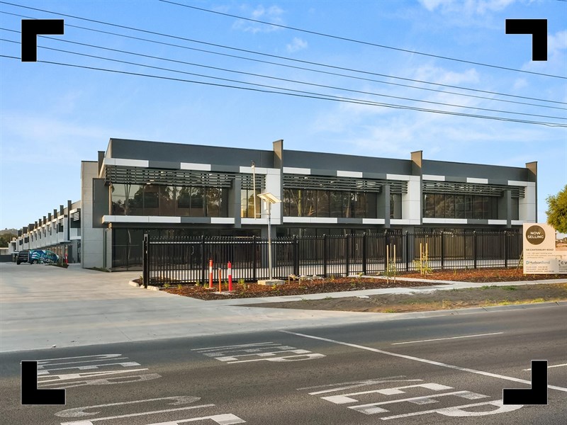 158 Canterbury Road, Bayswater North