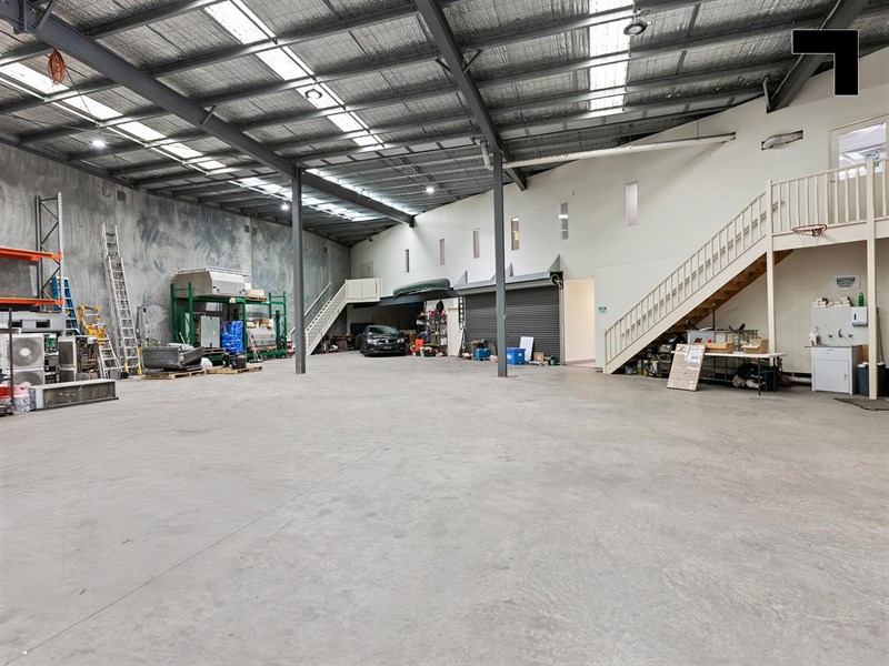 21/22 Disney Avenue, Keilor East