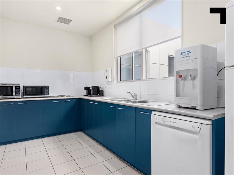 2.01/203-205 Blackburn Road, Mount Waverley