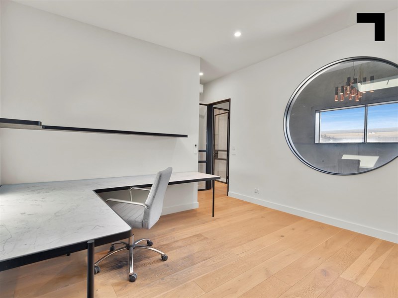 4/35-37 Canterbury Road, Braeside