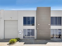 4/35-37 Canterbury Road, Braeside