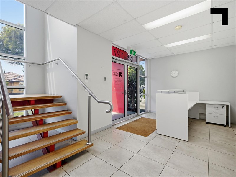 125-127 McIntyre Road, Sunshine North
