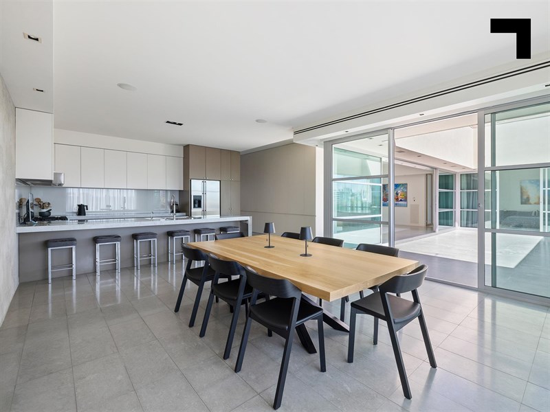 67 Wellington Street, St Kilda