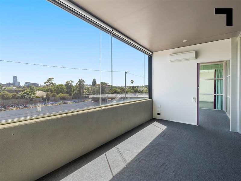 67 Wellington Street, St Kilda