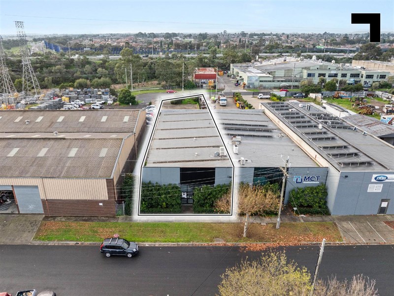 28 Lawson Crescent, Thomastown