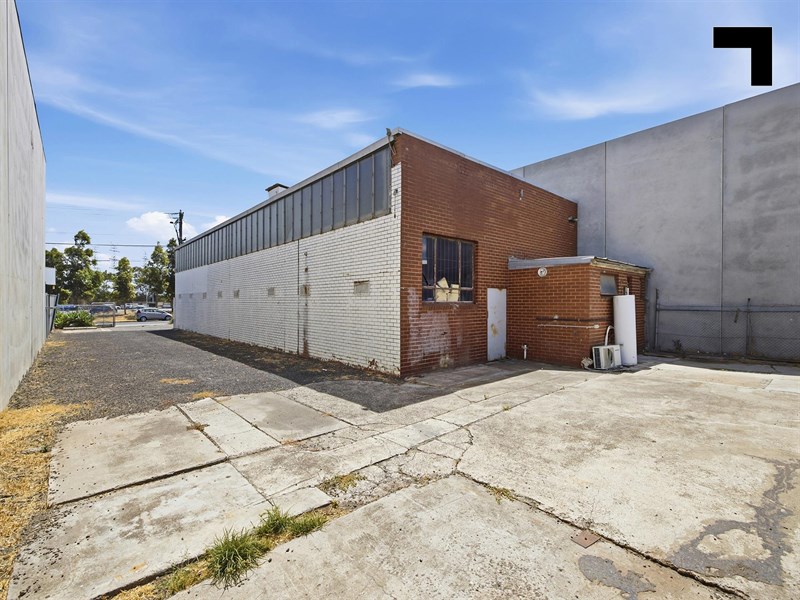 260 McIntyre Road, Sunshine North