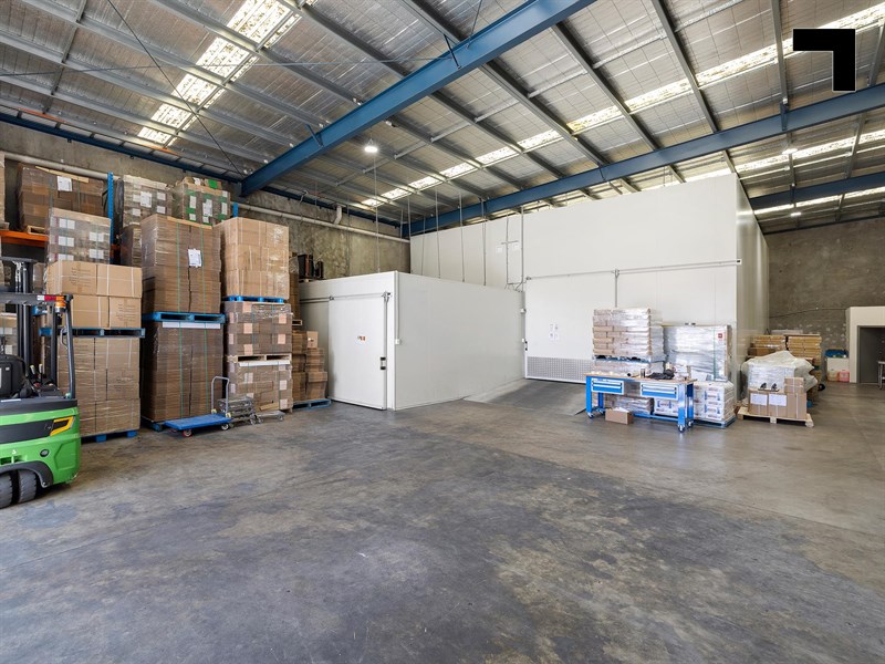 252 and 252a Ballarat Road and Units 1-4/4 Lacy Street, Braybrook