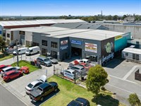 252 and 252a Ballarat Road and Units 1-4/4 Lacy Street, Braybrook