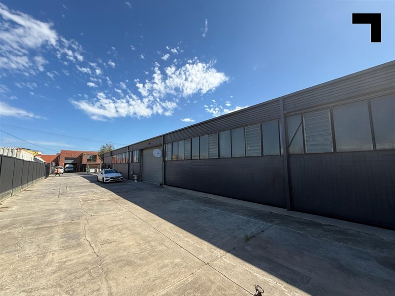 14-18 Fraser Street, Airport West