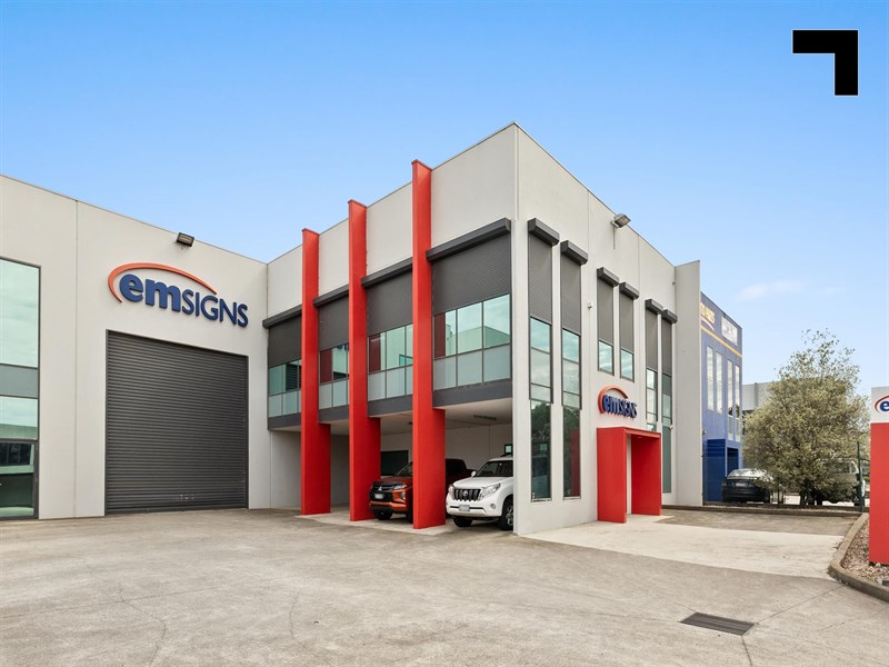 38 Lillee Crescent, Tullamarine