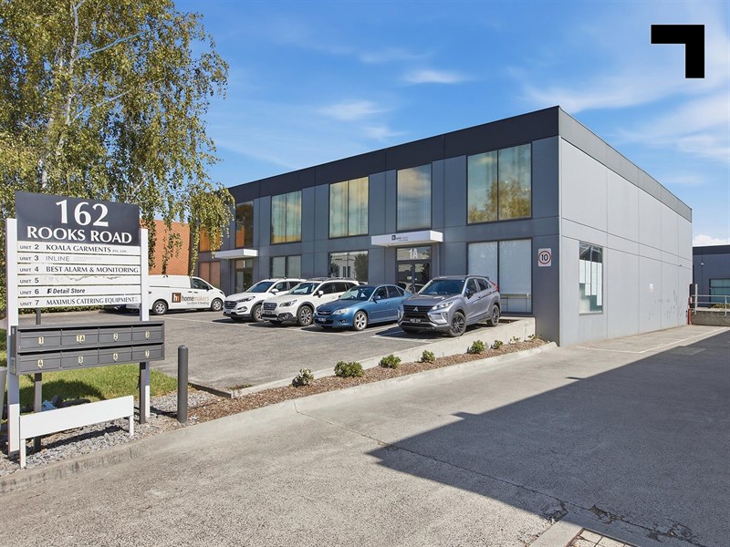 1A/162 Rooks Road, Nunawading