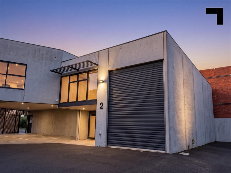 2/2-6 Independence Street, Moorabbin