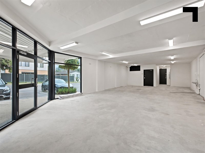 1/861-869 Waverley Road, Glen Waverley