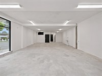 1/861-869 Waverley Road, Glen Waverley