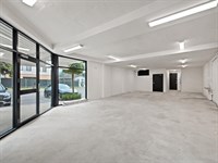 1/861-869 Waverley Road, Glen Waverley