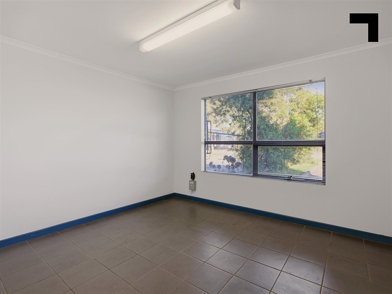 556-558 Somerville Road, Sunshine West