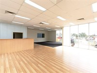 758c Princes Highway, Laverton North